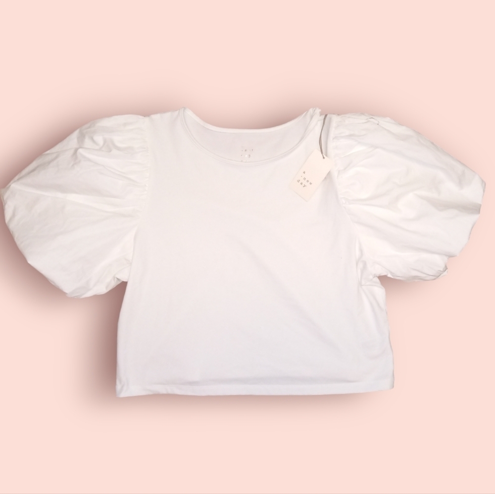 NWT a new day White Blouse w/ Accent Sleeves